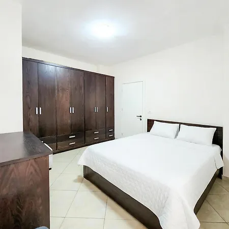 Apartament We In Center 2br Tirana