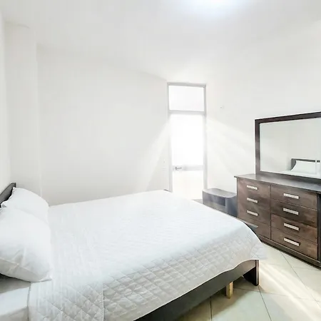 We In Center 2br アパート ティラナ