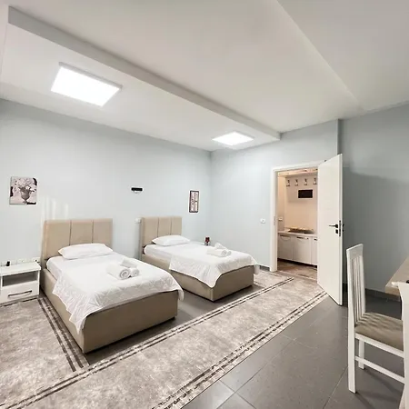 We In Center 2br